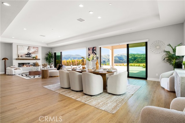 Detail Gallery Image 8 of 55 For 12043 Red Hawk Lane, Porter Ranch,  CA 91326 - 4 Beds | 4/1 Baths