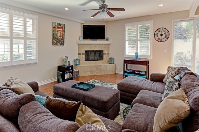 2002 Plant Avenue, Redondo Beach, California 90278, 5 Bedrooms Bedrooms, ,2 BathroomsBathrooms,Residential,Sold,Plant,SB17041609