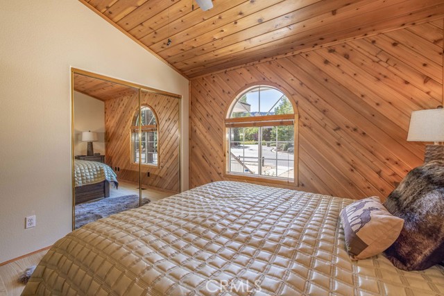 Detail Gallery Image 22 of 40 For 41722 Swan Dr, Big Bear Lake,  CA 92315 - 4 Beds | 2 Baths