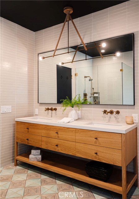 3528 Poinsettia Avenue, Manhattan Beach, California 90266, 3 Bedrooms Bedrooms, ,2 BathroomsBathrooms,Residential,Sold,Poinsettia,SB21241585