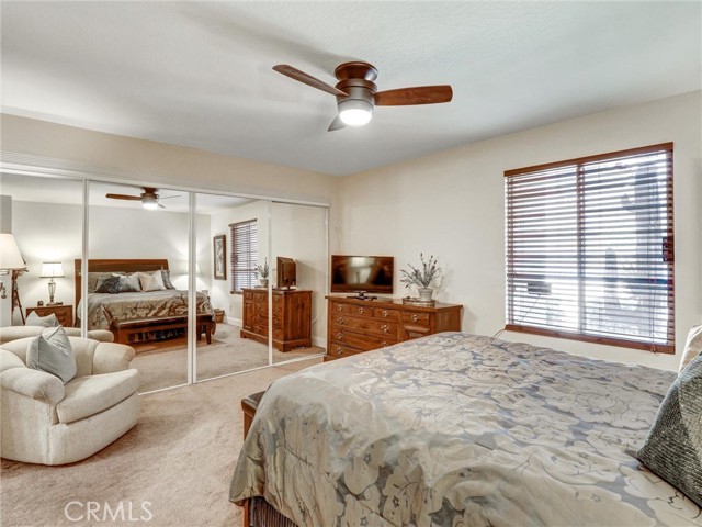 208 Kavenish S Drive, Rancho Mirage CA: https://media.crmls.org/medias/b75988e5-5957-4c6c-95b6-70b29ebbb53d.jpg
