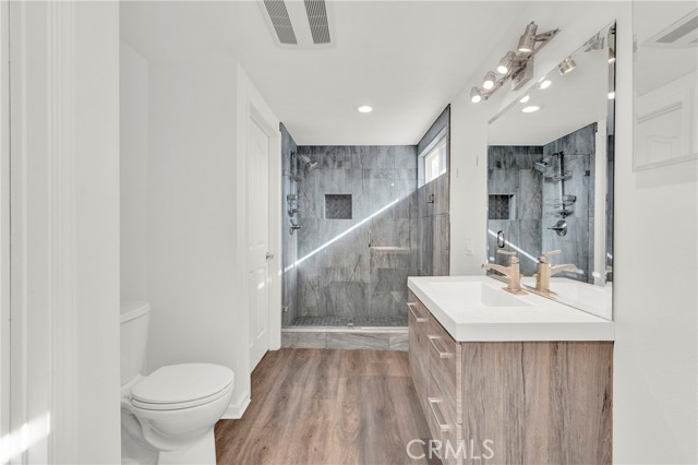 Detail Gallery Image 31 of 52 For 13381 Epping, Tustin,  CA 92780 - 5 Beds | 3 Baths