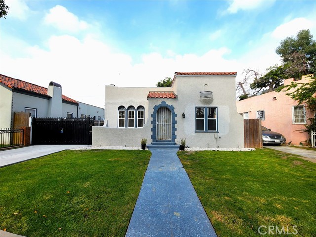 Image 3 for 2151 Cedar Ave, Long Beach, CA 90806