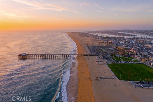 Detail Gallery Image 56 of 59 For 230 Lille Lane #113,  Newport Beach,  CA 92663 - 3 Beds | 3 Baths