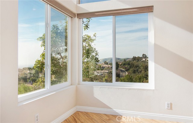 Detail Gallery Image 20 of 29 For 19525 Dorado Dr, Lake Forest,  CA 92679 - 3 Beds | 2/1 Baths