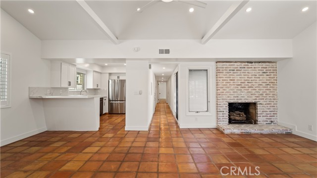 Detail Gallery Image 10 of 33 For 304 Larkspur Ave, Corona Del Mar,  CA 92625 - 3 Beds | 2/1 Baths