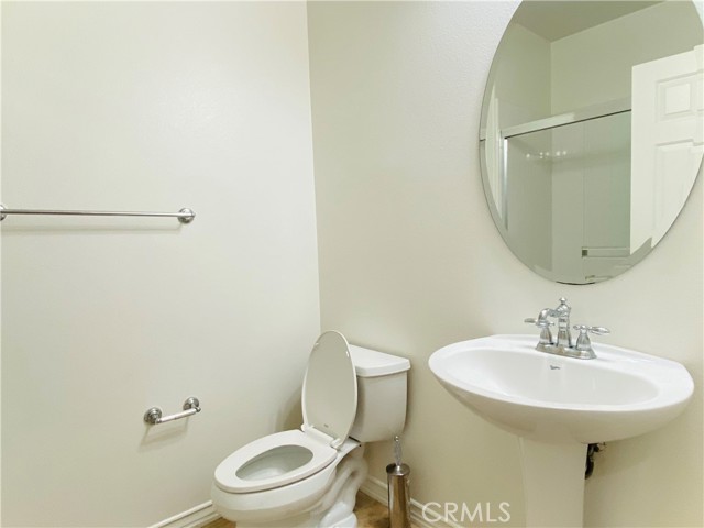 Detail Gallery Image 5 of 17 For 38 Fringe Tree, Irvine,  CA 92606 - 4 Beds | 3 Baths