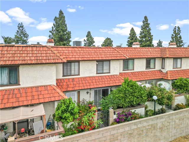 Detail Gallery Image 20 of 27 For 10082 Lola Ln #12,  Garden Grove,  CA 92843 - 3 Beds | 2/1 Baths