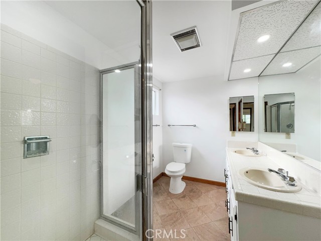 Detail Gallery Image 15 of 18 For 2918 Yearling, Lakewood,  CA 90712 - 2 Beds | 2 Baths