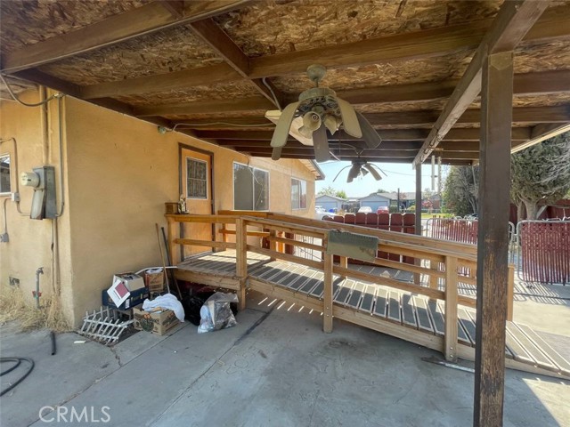 11058 Jones Street, Hanford CA: https://media.crmls.org/medias/b7608309-91c5-4879-a78b-43de9d1d7fa9.jpg