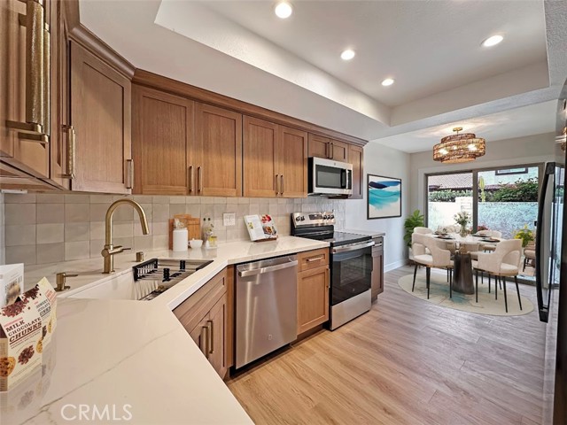 Image 1 of 33 For 9948 Del Rio