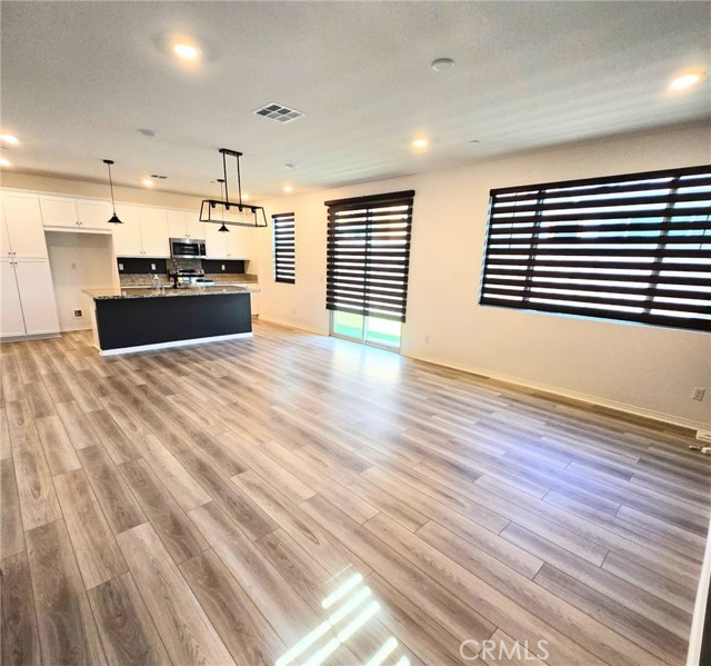 Detail Gallery Image 12 of 45 For 16720 Wyndham Ln, Fontana,  CA 92336 - 3 Beds | 2/1 Baths