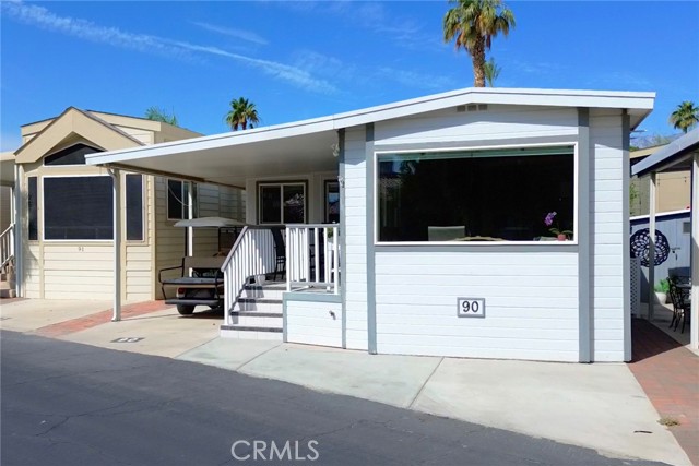 69801 Ramon Road, Cathedral City CA: https://media.crmls.org/medias/b763476b-f639-4230-bc2c-7a2537e231ef.jpg