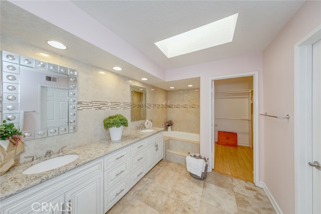 20850 E Walnut Canyon Road, Walnut CA: https://media.crmls.org/medias/b7639047-bd32-4317-9b61-8a384628aeb4.jpg
