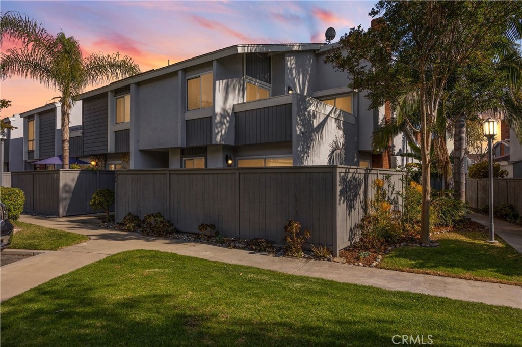 624 Shasta Lane 186, Costa Mesa, CA 92626