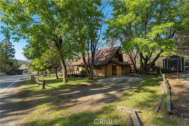 Detail Gallery Image 16 of 50 For 901 Tehama, Big Bear Lake,  CA 92315 - 3 Beds | 3 Baths