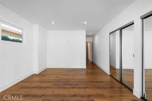 Detail Gallery Image 20 of 54 For 6015 Laurelgrove, North Hollywood,  CA 91606 - 5 Beds | 5 Baths