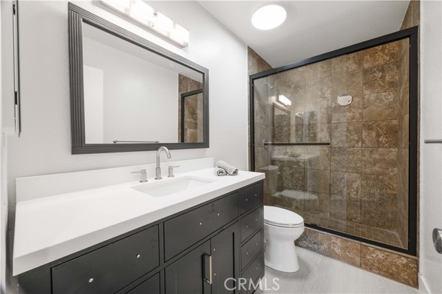 Detail Gallery Image 18 of 22 For 2 Summerset, Irvine,  CA 92603 - 2 Beds | 2 Baths