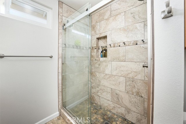 Detail Gallery Image 38 of 42 For 28735 Citrus Pl, Saugus,  CA 91390 - 4 Beds | 3 Baths