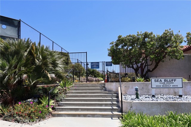 Detail Gallery Image 51 of 61 For 6508 Sandy Point Ct, Rancho Palos Verdes,  CA 90275 - 3 Beds | 3 Baths