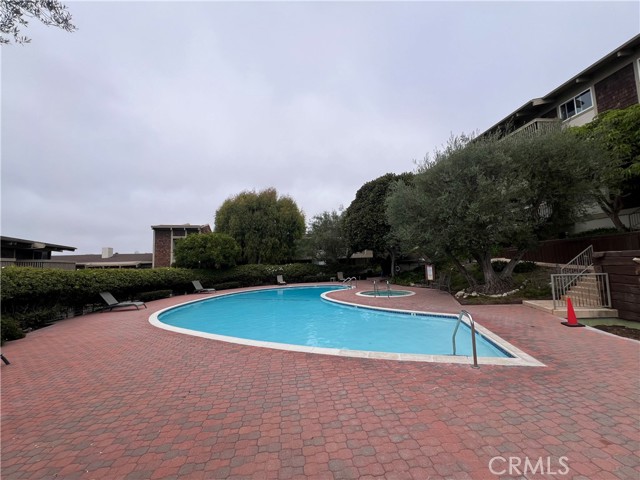 6542 Ocean Crest Drive, Rancho Palos Verdes, California 90275, 2 Bedrooms Bedrooms, ,2 BathroomsBathrooms,Residential,For Sale,Ocean Crest,SB24198472