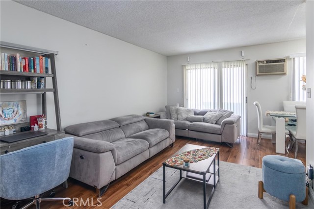  Income Home for Sale in Burbank, California