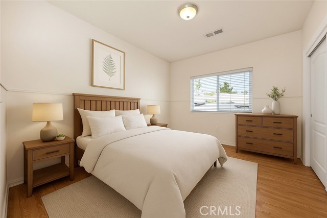 5510 Edge Water Court, Bakersfield CA: https://media.crmls.org/medias/b7679fc3-27df-4058-bd71-cbeb3399cb78.jpg