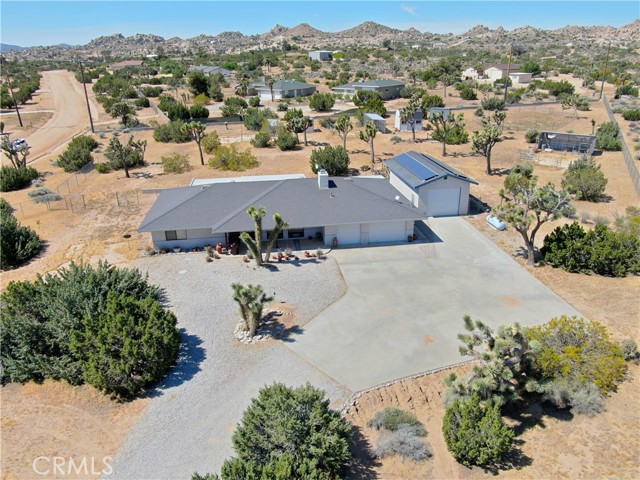 Detail Gallery Image 2 of 27 For 5126 Canton St, Yucca Valley,  CA 92284 - 2 Beds | 2 Baths