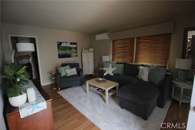 508 30th Street, Hermosa Beach CA: https://media.crmls.org/medias/b7694b7b-ddf4-4289-854e-0df73169b2e8.jpg