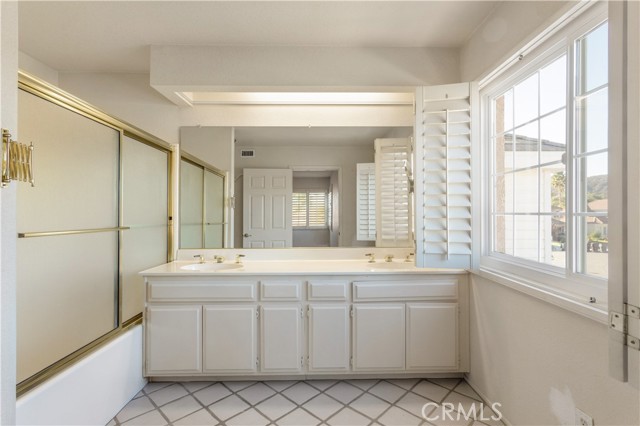 Detail Gallery Image 21 of 25 For 37515 Vineyard Knoll Dr, Murrieta,  CA 92562 - 3 Beds | 2/1 Baths