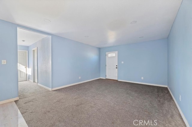 Image 9 of 33 For 63285 Pinyon Drive