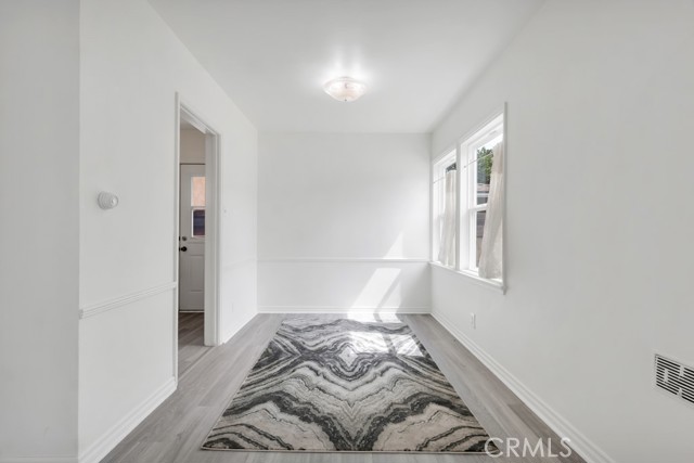 Detail Gallery Image 19 of 45 For 2801 Virginia, Santa Monica,  CA 90404 - – Beds | – Baths