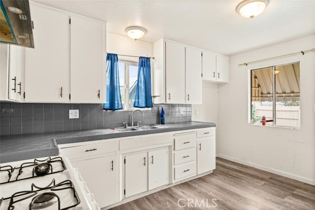 Detail Gallery Image 9 of 21 For 2718 El Noble Ave, Oroville,  CA 95966 - 3 Beds | 2 Baths