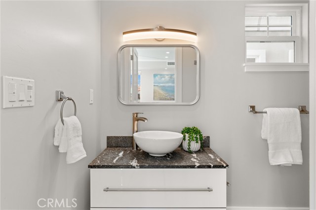 powder room