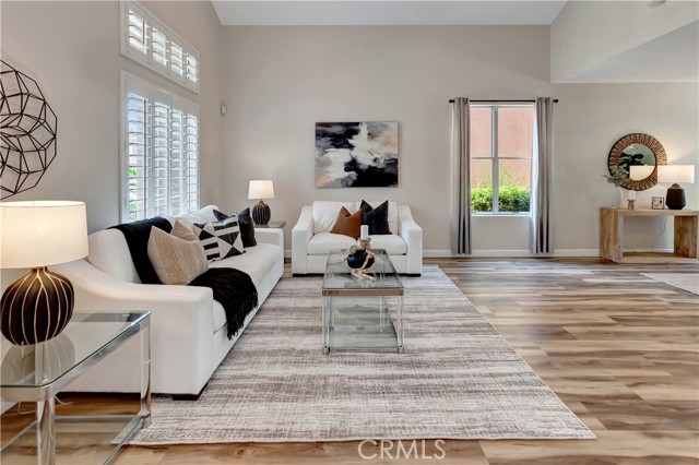 13421 Montecito, Tustin CA: https://media.crmls.org/medias/b76efac6-9fe8-40be-86da-6ff854fc5cf5.jpg