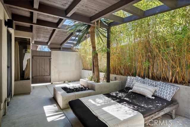 Detail Gallery Image 24 of 30 For 23809 Friar St, Woodland Hills,  CA 91367 - 3 Beds | 2 Baths