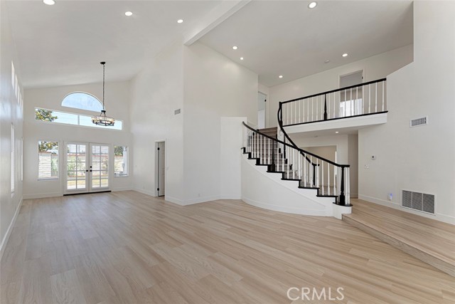 13381 Presidio Place, Tustin CA: https://media.crmls.org/medias/b771c78d-36f7-41df-91e9-0b3915c96c02.jpg