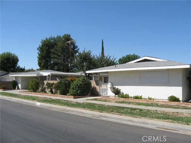 1601 W Kildare St, Lancaster, CA 93534