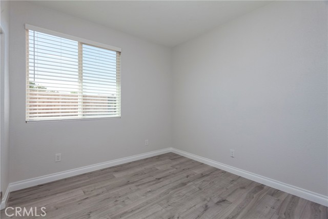 Detail Gallery Image 12 of 23 For 14626 Mulberry St, Hesperia,  CA 92345 - 4 Beds | 2 Baths