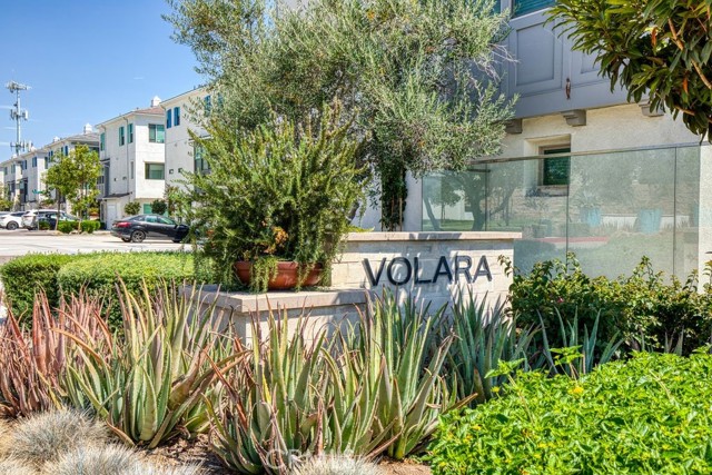 Detail Gallery Image 1 of 51 For 119 E Knox Dr, La Habra,  CA 90631 - 3 Beds | 2/1 Baths