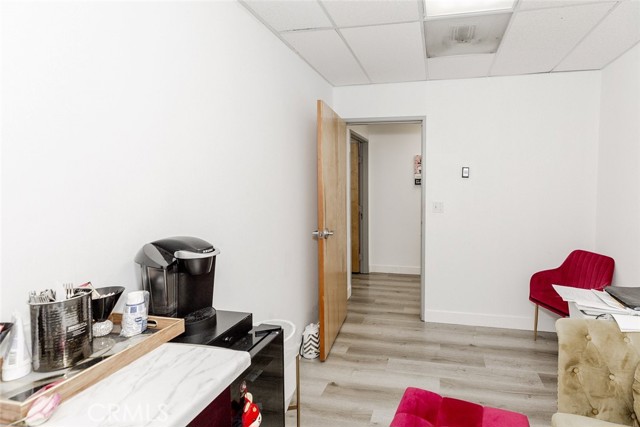 4419 Van Nuys Boulevard, Sherman Oaks CA: https://media.crmls.org/medias/b7733635-79e3-491e-bfd0-69edac082488.jpg