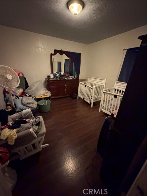 Detail Gallery Image 17 of 27 For 17312 Miller Ave, Fontana,  CA 92336 - 6 Beds | 6 Baths