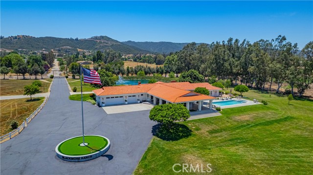 Detail Gallery Image 33 of 75 For 26465 Douglas Ave, Murrieta,  CA 92562 - 6 Beds | 8/5 Baths