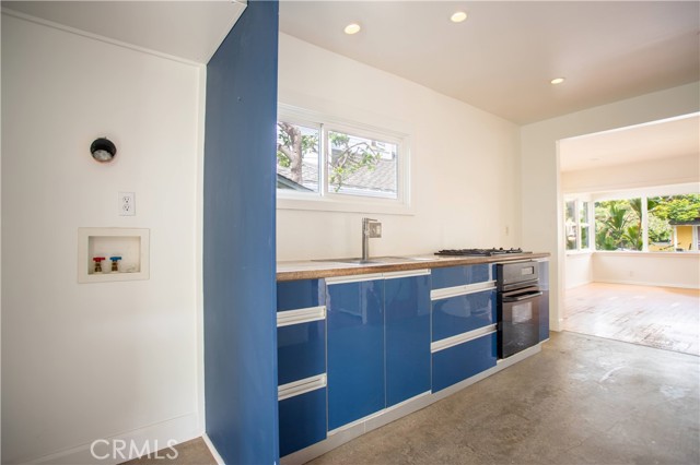 Detail Gallery Image 13 of 62 For 664 Marine St, Santa Monica,  CA 90405 - 2 Beds | 2 Baths