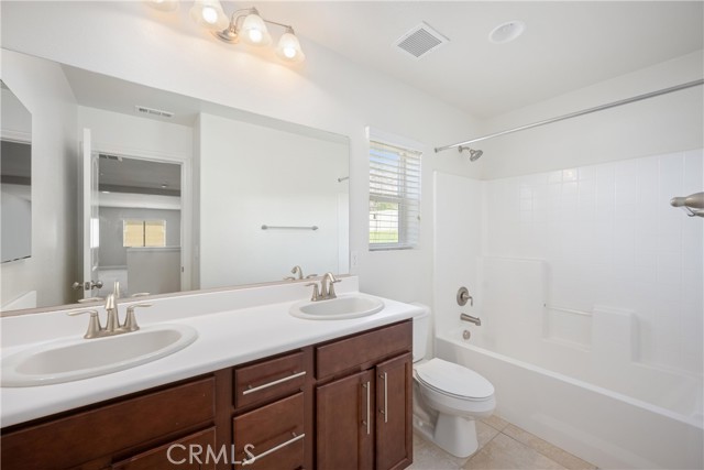 Detail Gallery Image 32 of 54 For 12221 Dewar Dr, Riverside,  CA 92505 - 4 Beds | 3 Baths