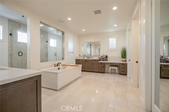 Detail Gallery Image 36 of 67 For 20558 W Bluebird Ct, Porter Ranch,  CA 91326 - 5 Beds | 6 Baths