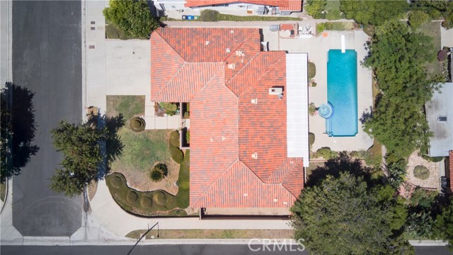 10200 Bothwell Road, Northridge CA: https://media.crmls.org/medias/b7757cad-f7a9-4acc-b442-1f95401f278d.jpg