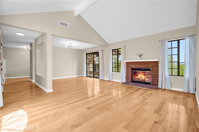 Detail Gallery Image 6 of 29 For 6031 E Ladera, Anaheim,  CA 92807 - 3 Beds | 2/1 Baths