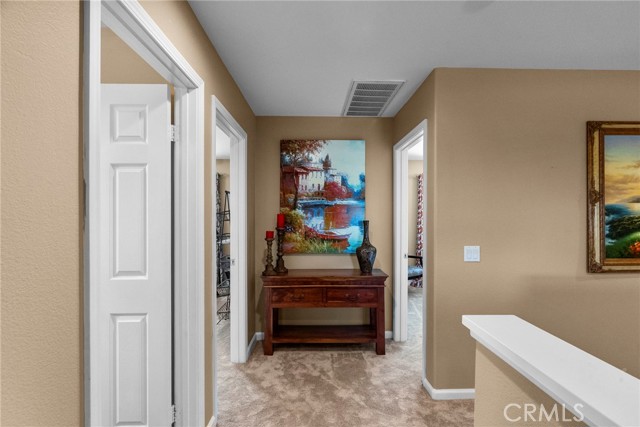 30444 Hidden Valley Court, Castaic CA: https://media.crmls.org/medias/b77667e0-c326-405d-9051-1ae16168735f.jpg