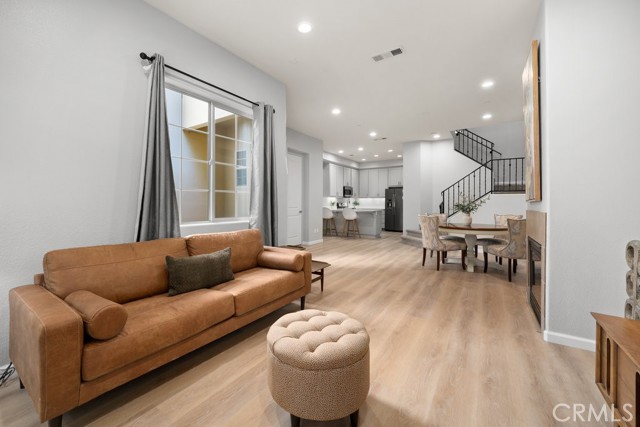 Detail Gallery Image 4 of 60 For 1156 Spring Azure Way, Nipomo,  CA 93444 - 3 Beds | 2/1 Baths